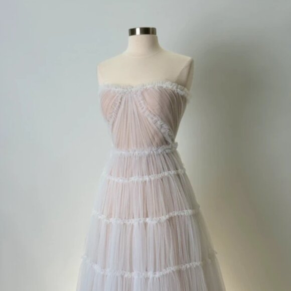 Brand New US 4 Anna Augusta White Maxi Evening Dress with Nude Lining - Picture 4 of 8